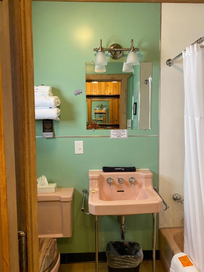 Harney Peak Innヒル・シティ エクステリア 写真